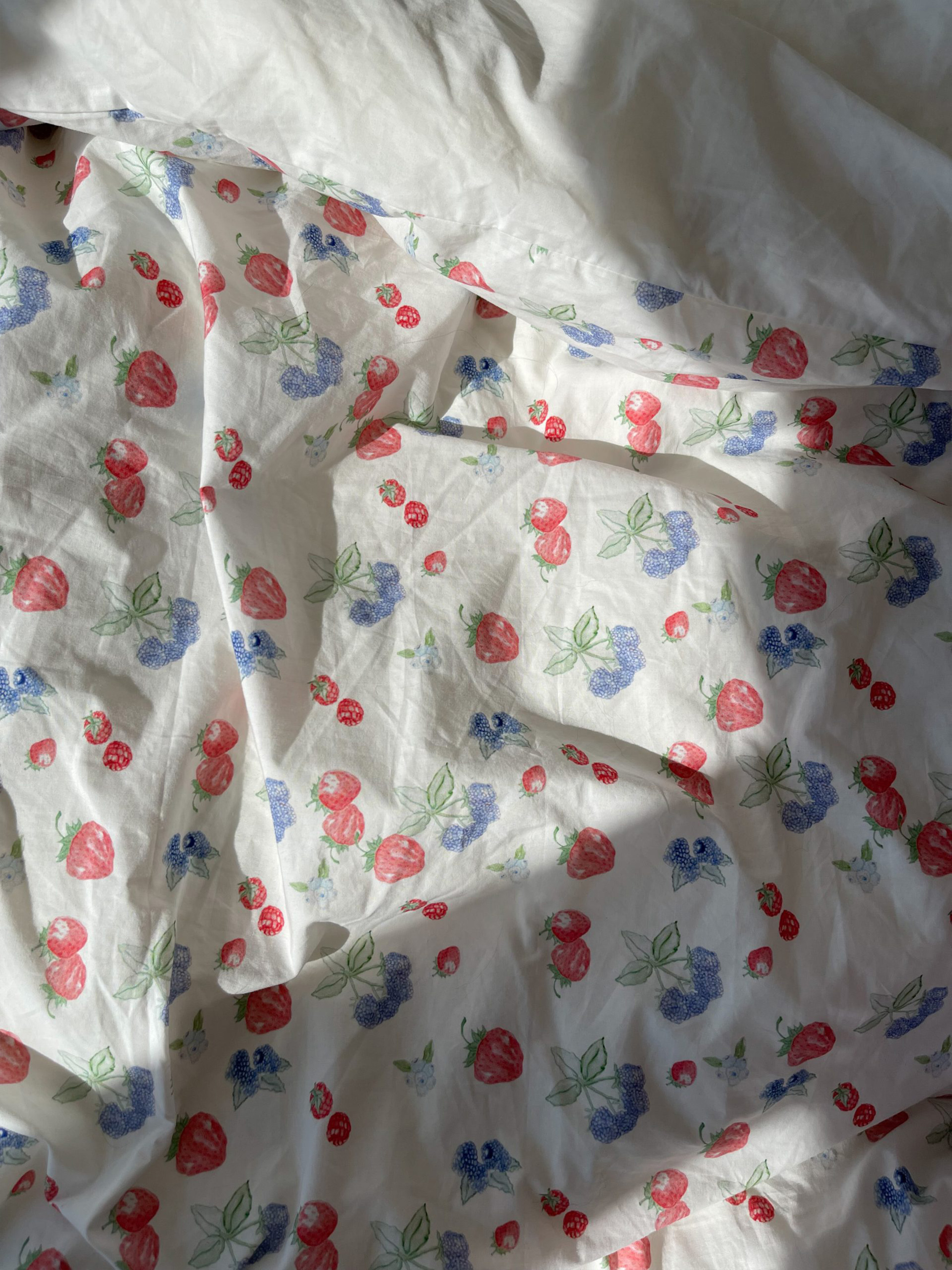 Double newest duvet cover summer berries djerf avenue