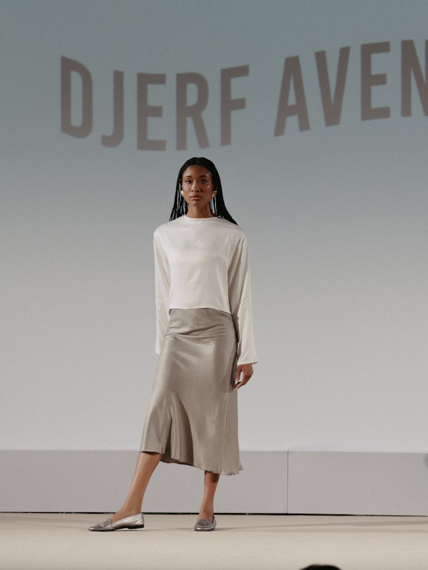 Dream Skirt Rain