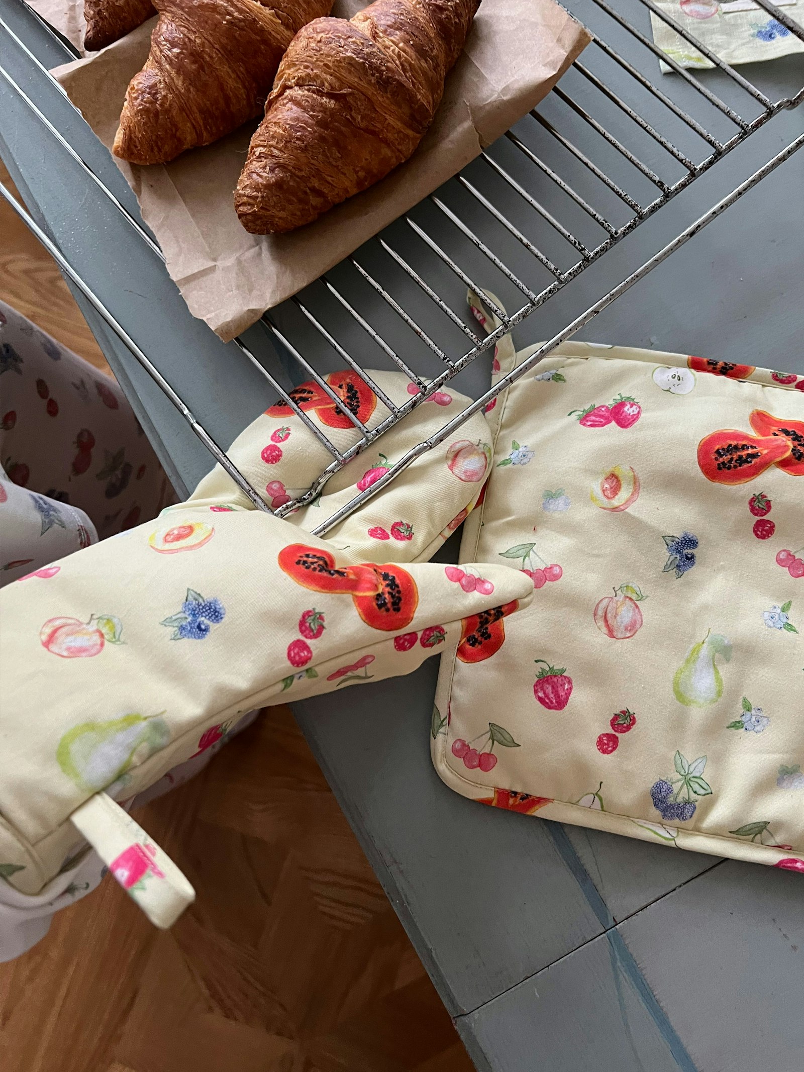 Kitchen Glove Set Fruit