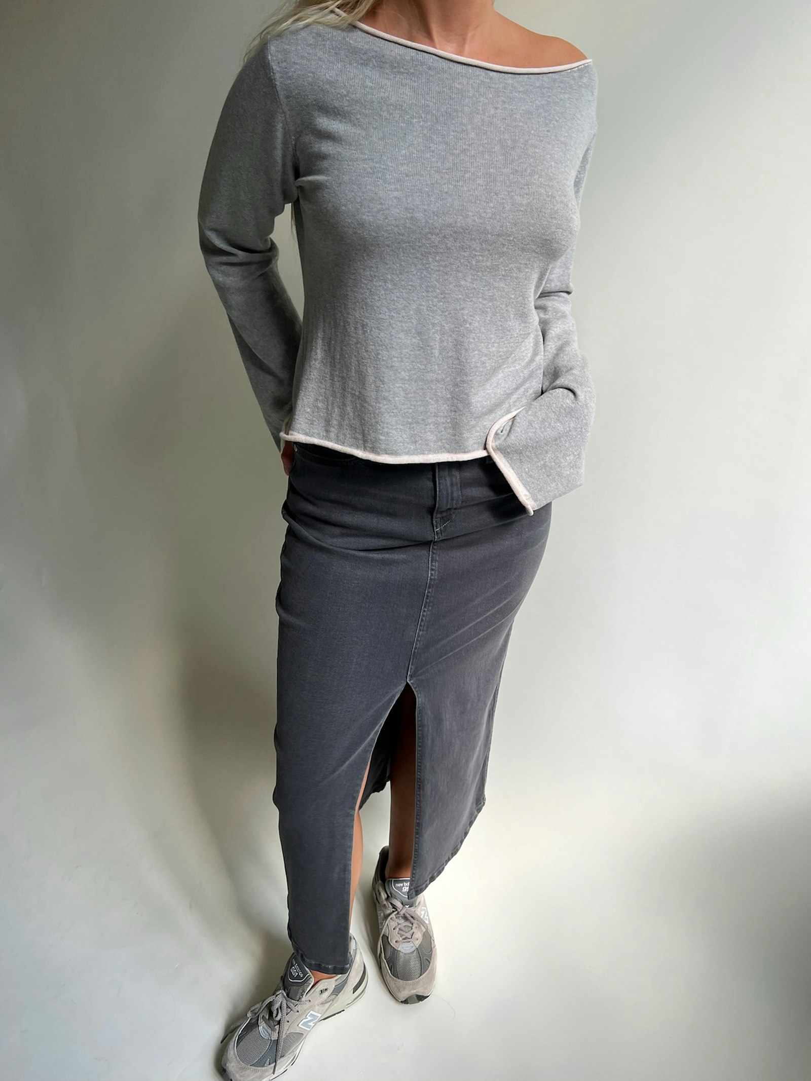 Bateau Neck Sweater Grey - Grey | Djerf Avenue