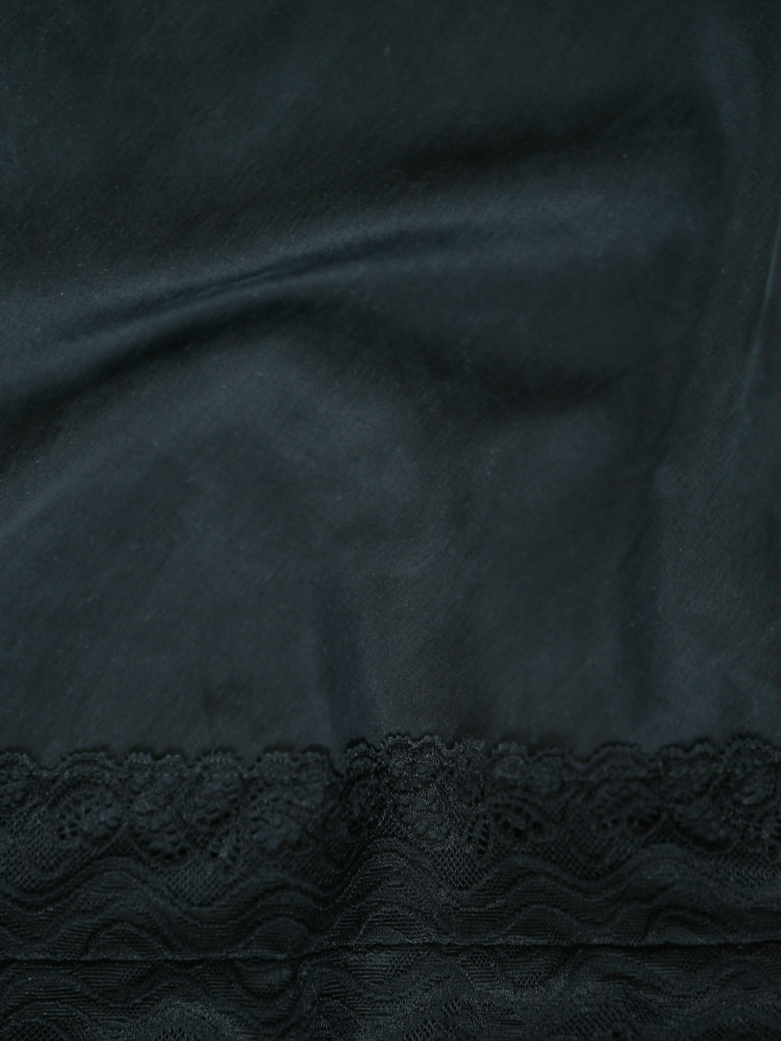 REMAKE Dream Skirt Ash - Black Lace