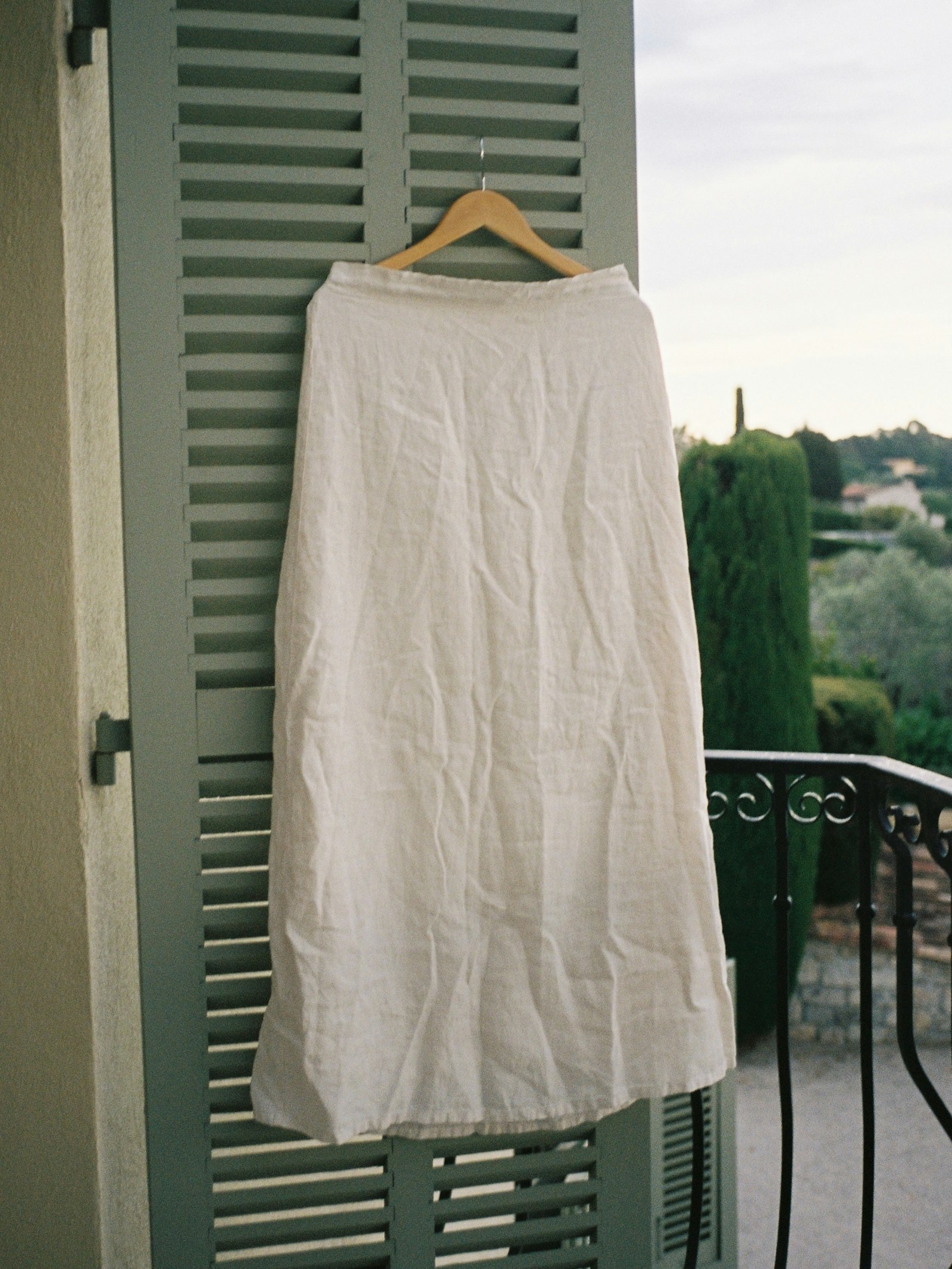 Linen Skirt Cream