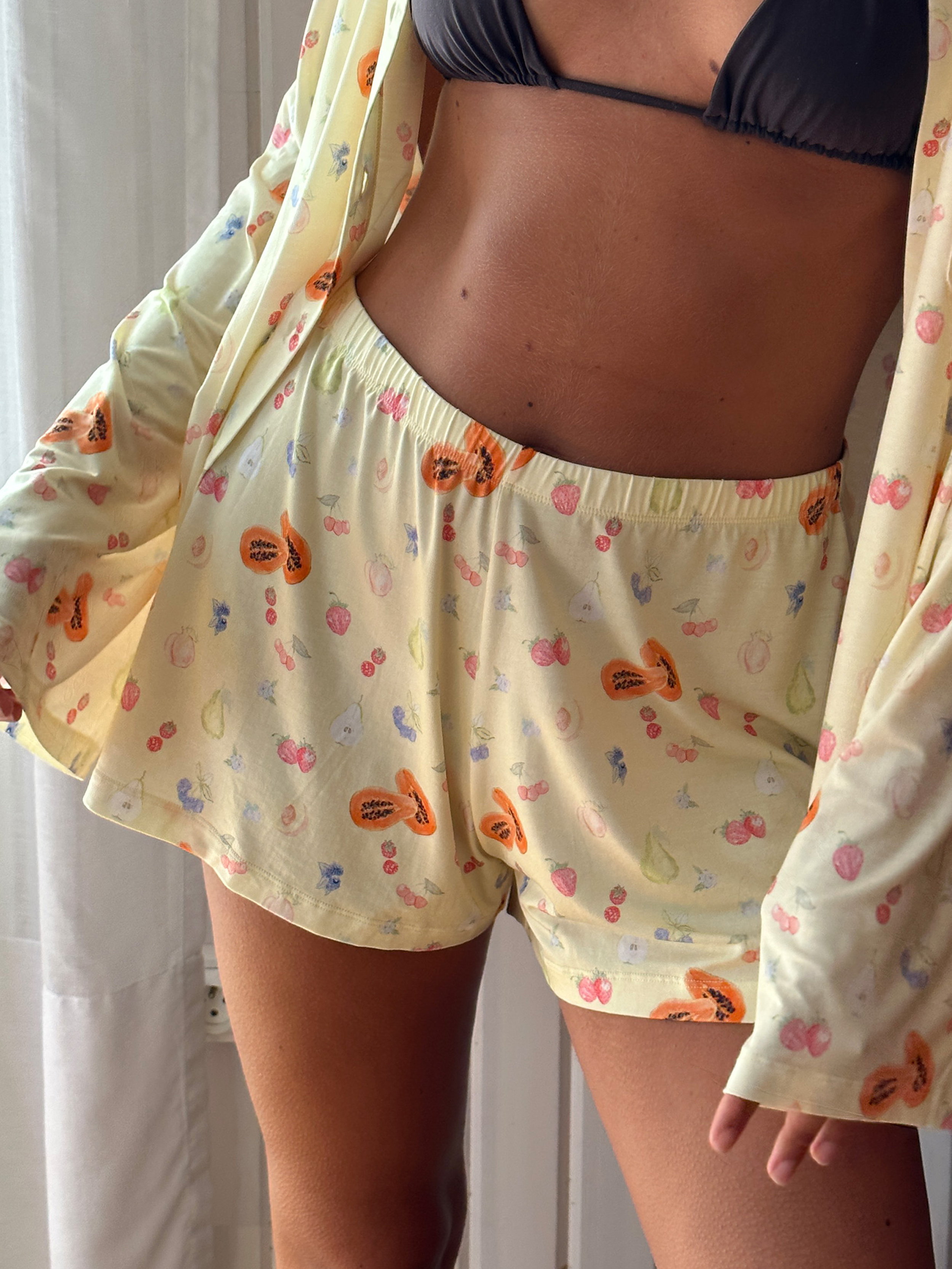 【NOFFICIALNOFFICE】BERRY ANGEL FOLDED WAISTBAND SHORTS Go Slow Shorts Fruit - Fruit | Djerf Avenue