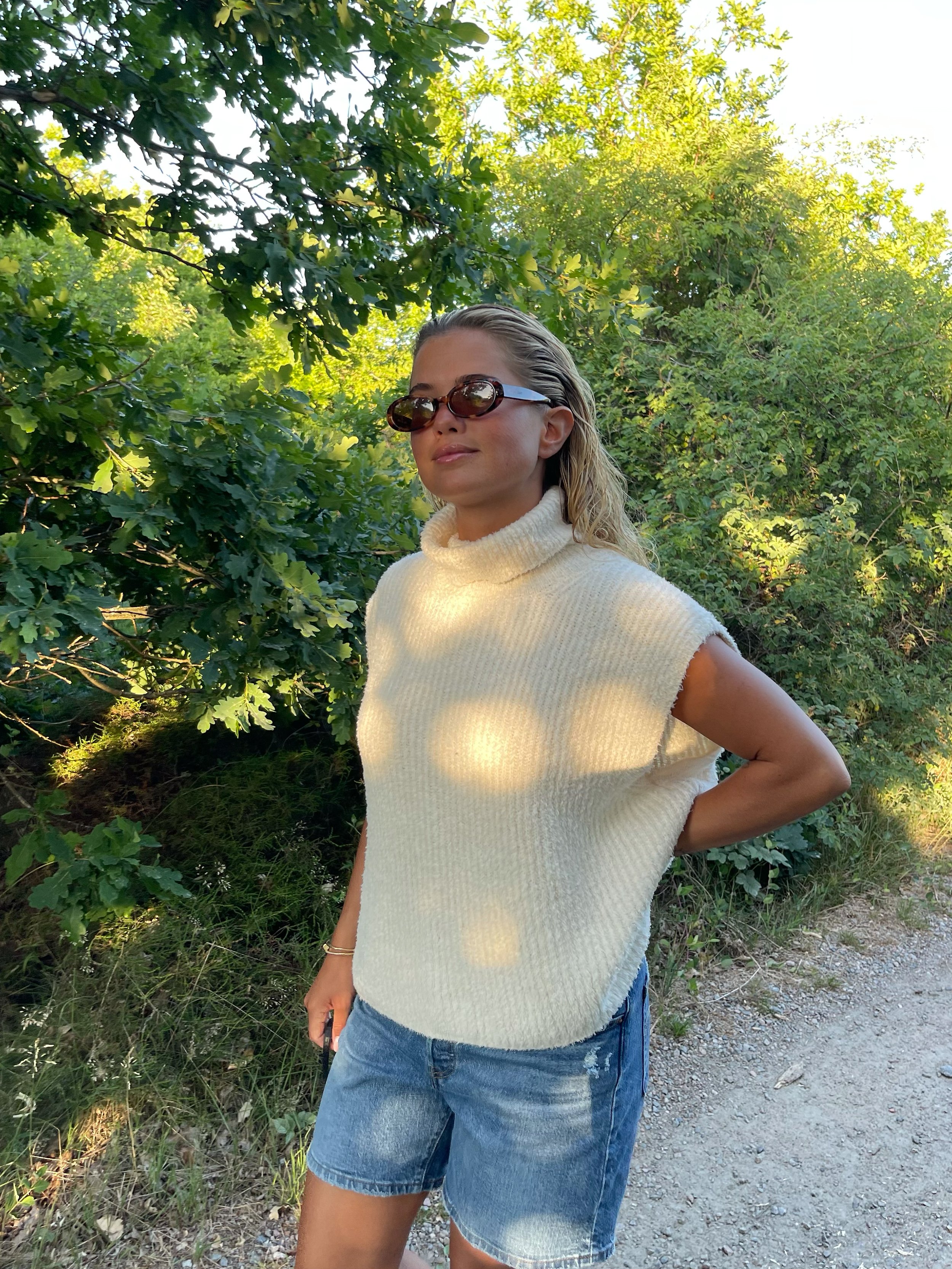 Turtleneck Top Cream - Cream | Djerf Avenue