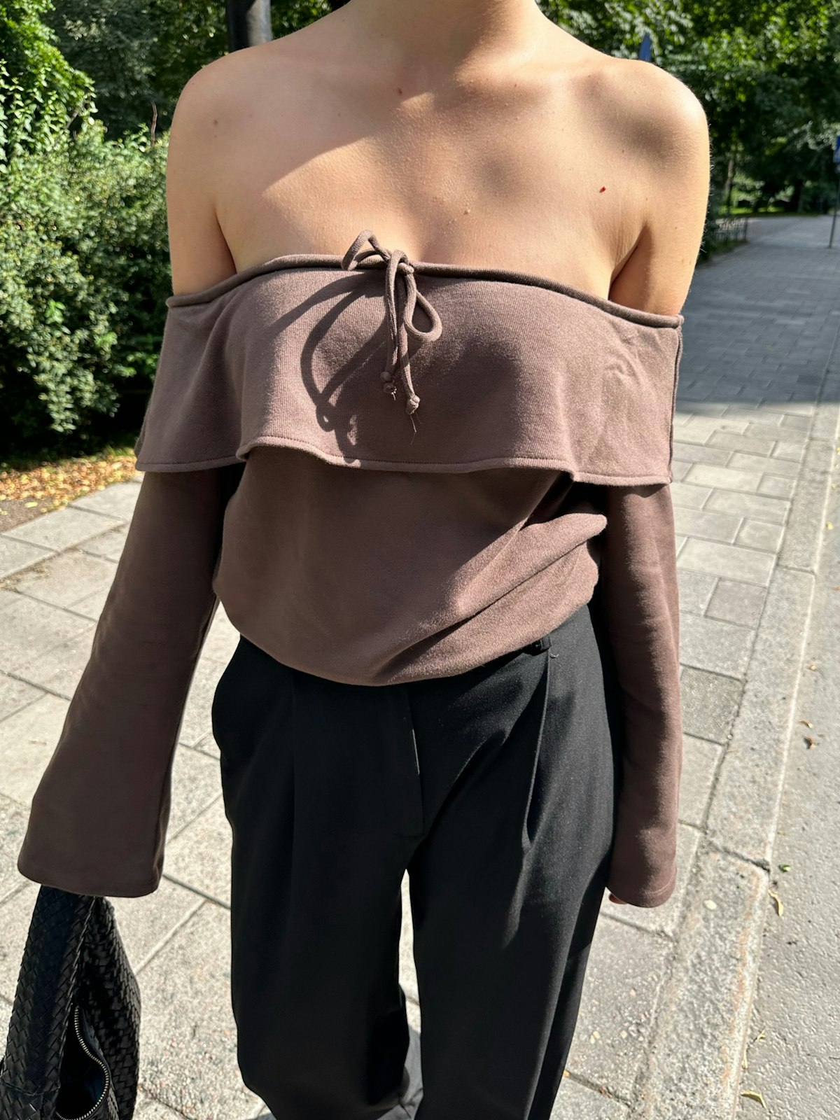 Morena Off Shoulder Top Brown