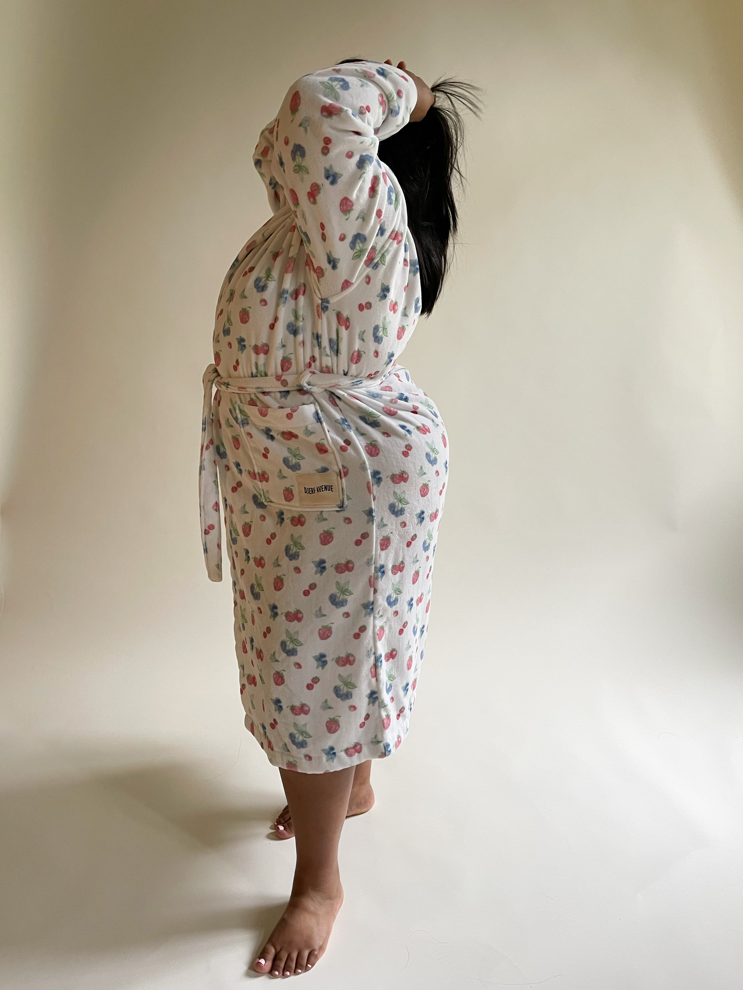 Summer Berries Robe | Djerf Avenue