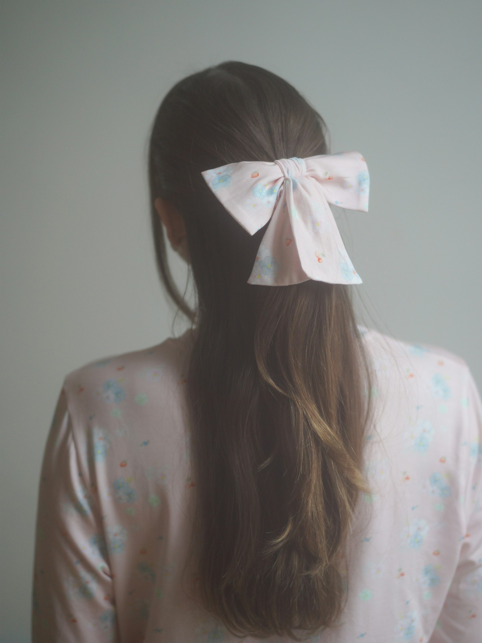 Go Slow Bow Scrunchie Summer Island