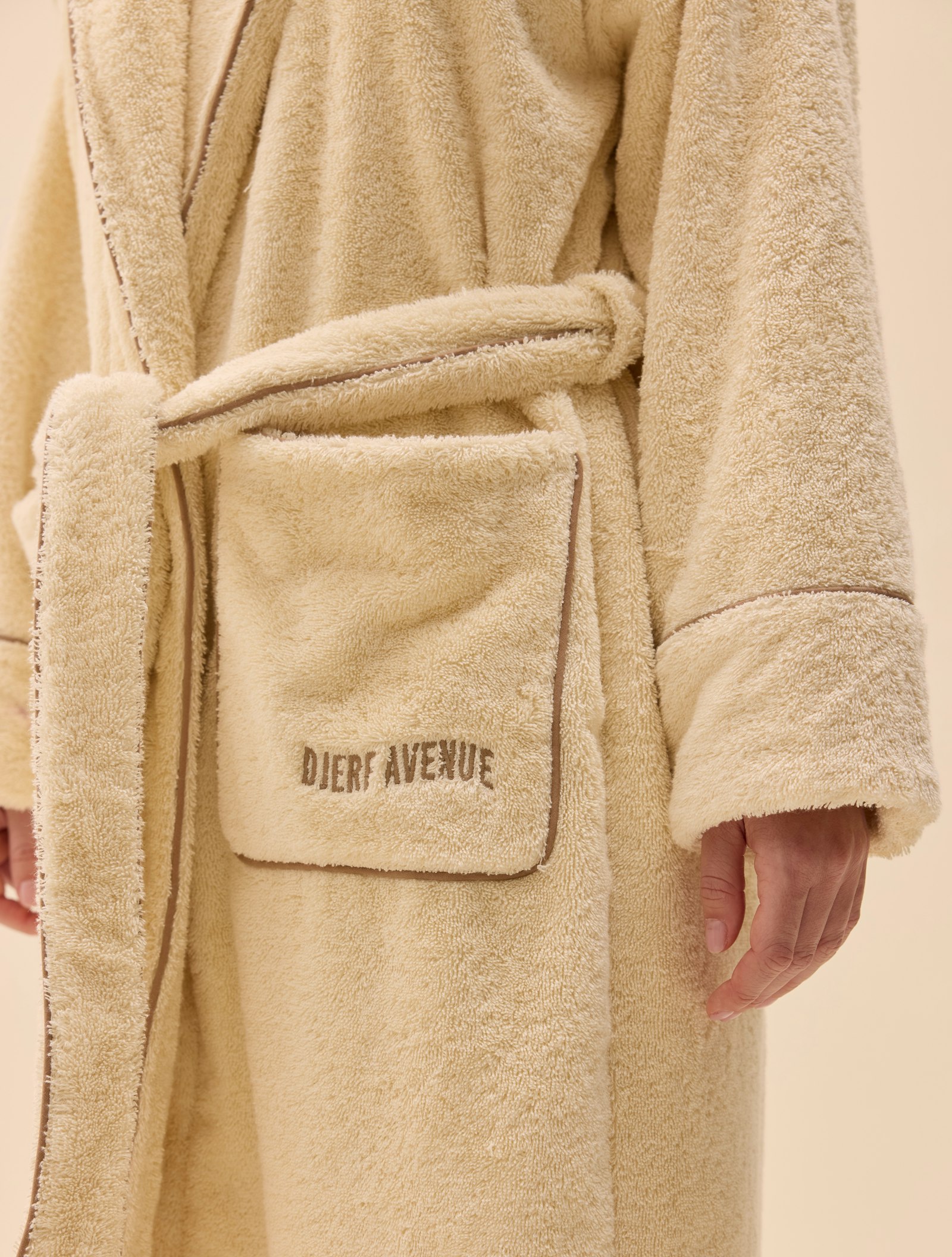 Bath Robe Creamy Oat