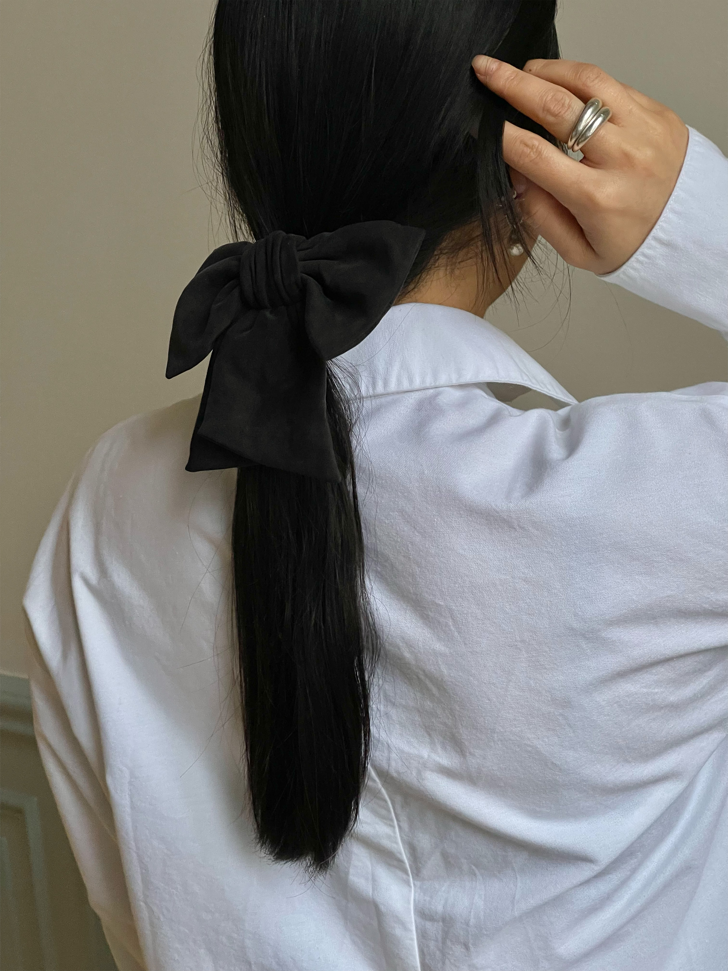 Bow Scrunchie Ash - Ash | Djerf Avenue