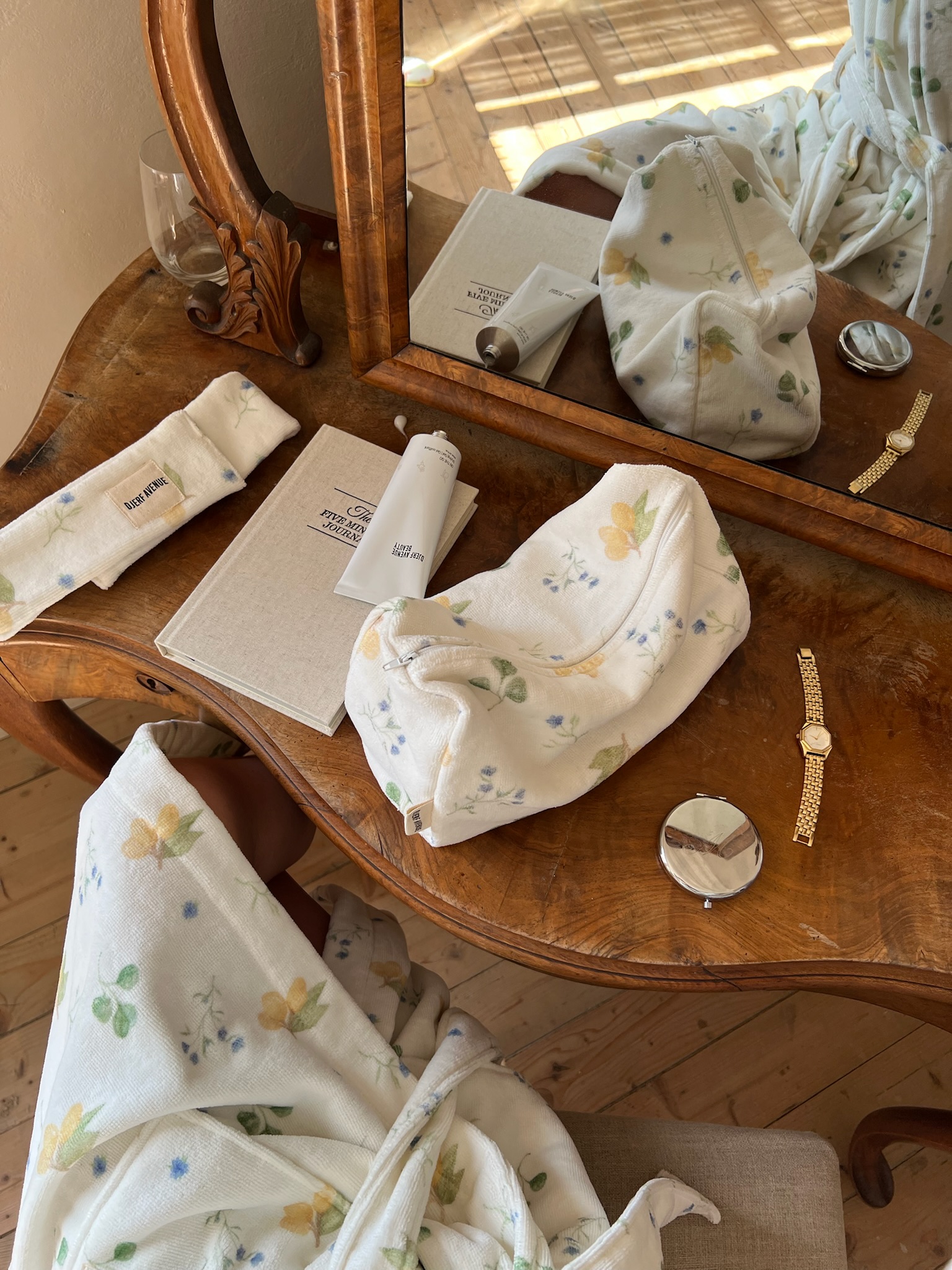 Home | Djerf Avenue