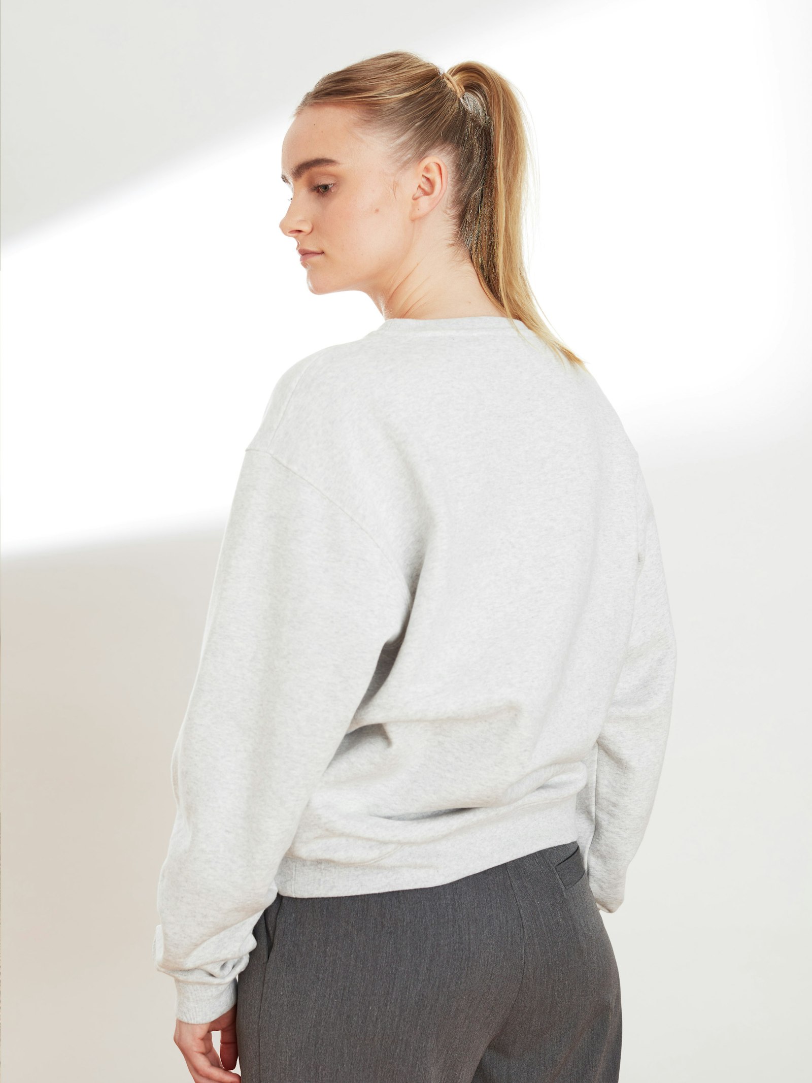 Staple Sweatshirt Grey