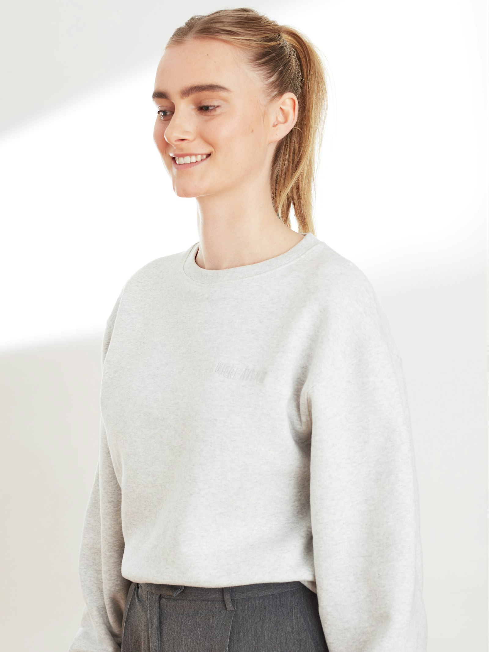 Staple Sweatshirt Grey