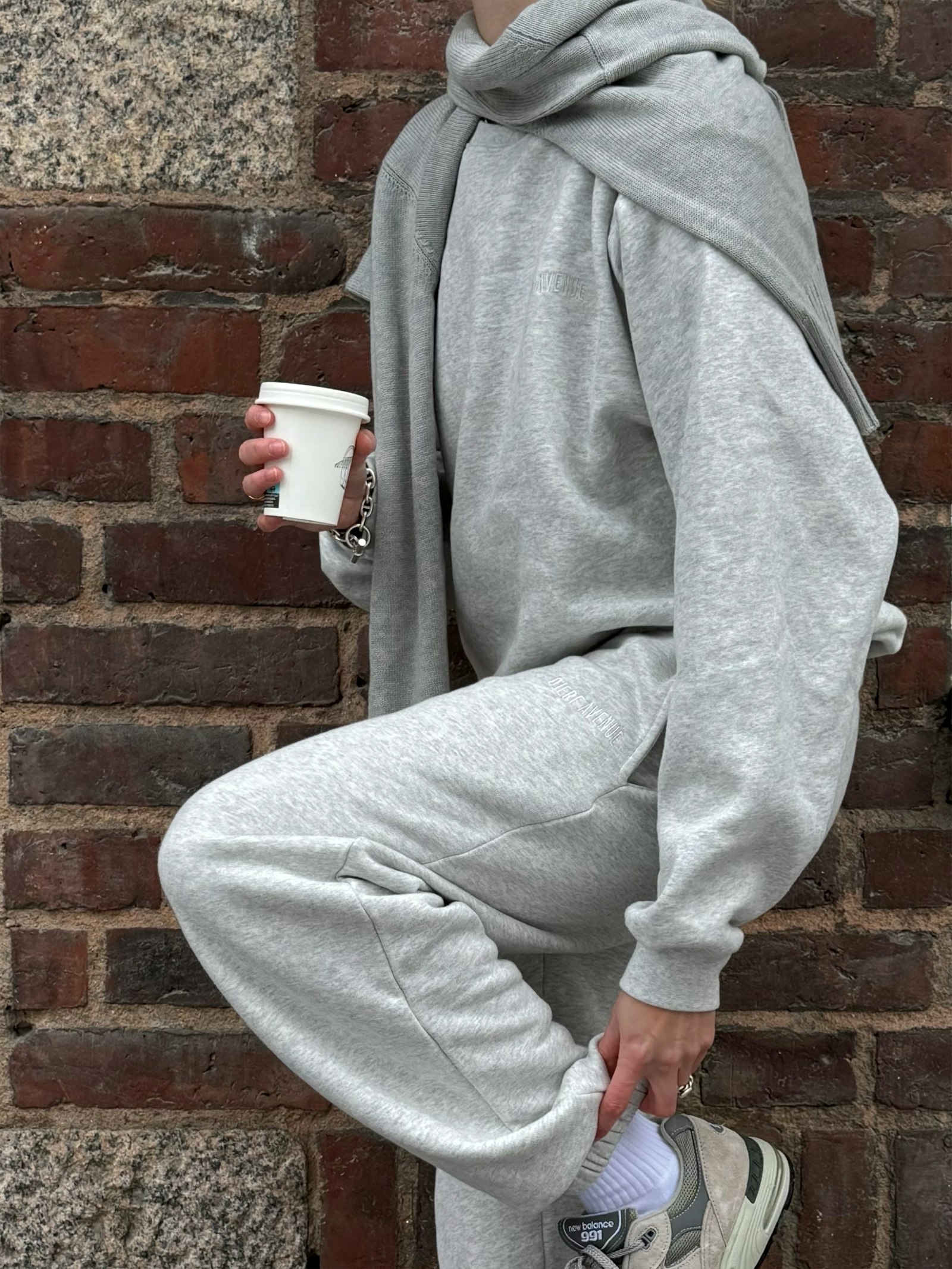 Staple Sweatshirt Grey