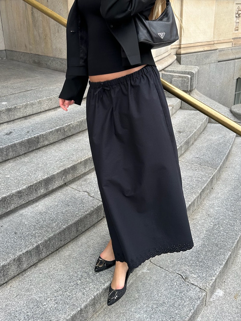 Breezy Midi Skirt Black