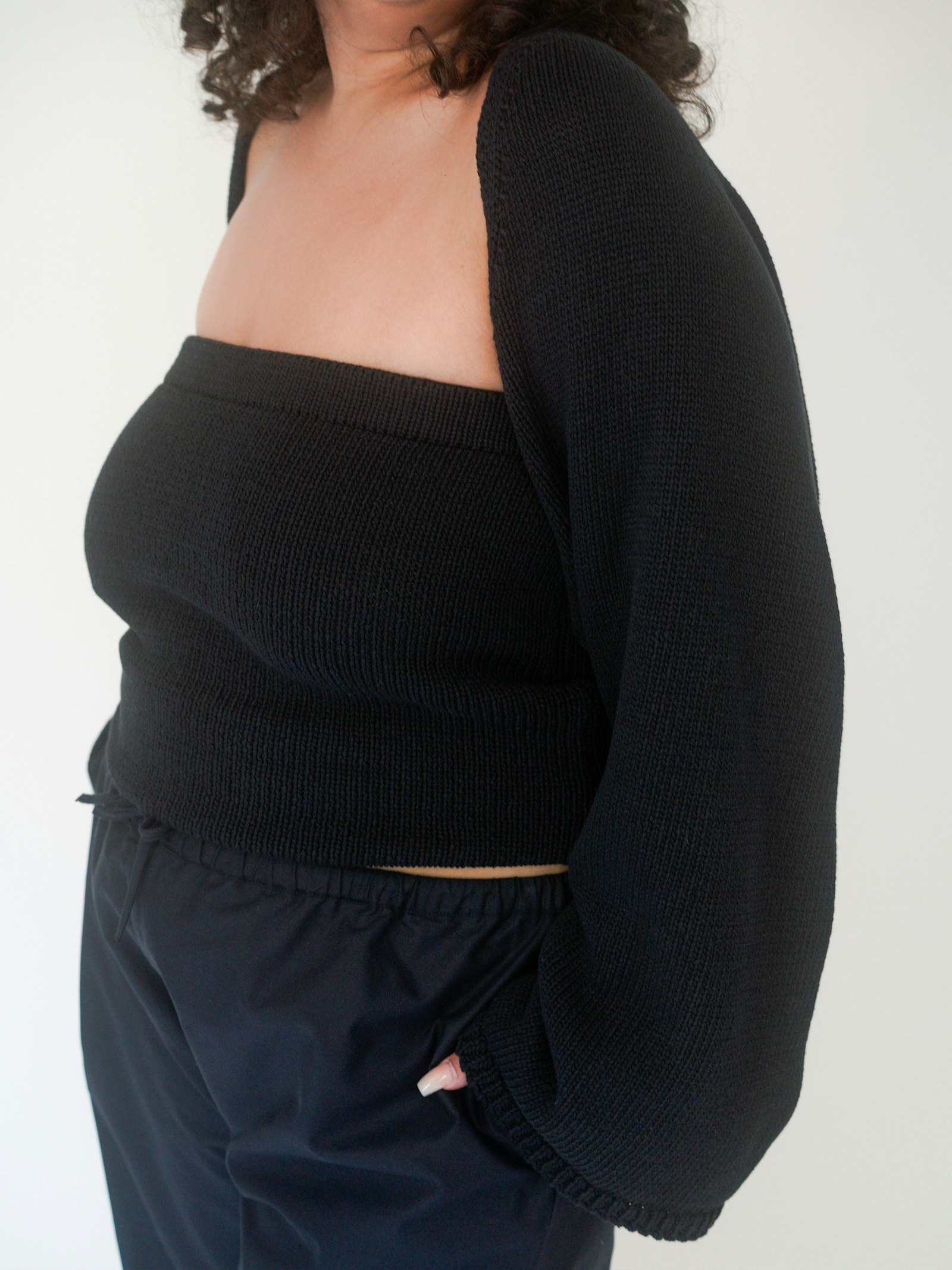 Knitted Shrug Black