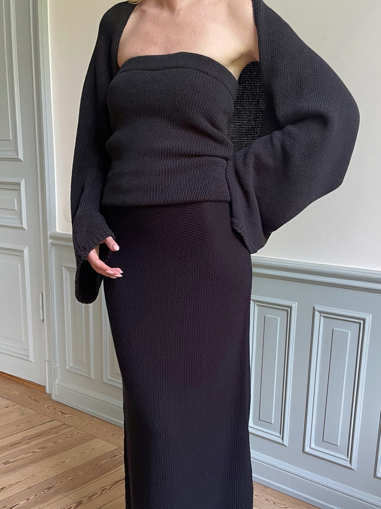 Knitted Shrug Black