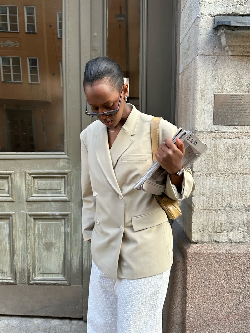 Essential Blazer Greige