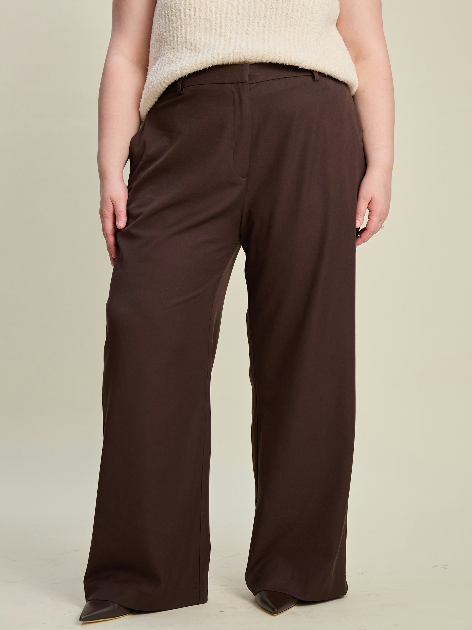 Everyday Pants Brown