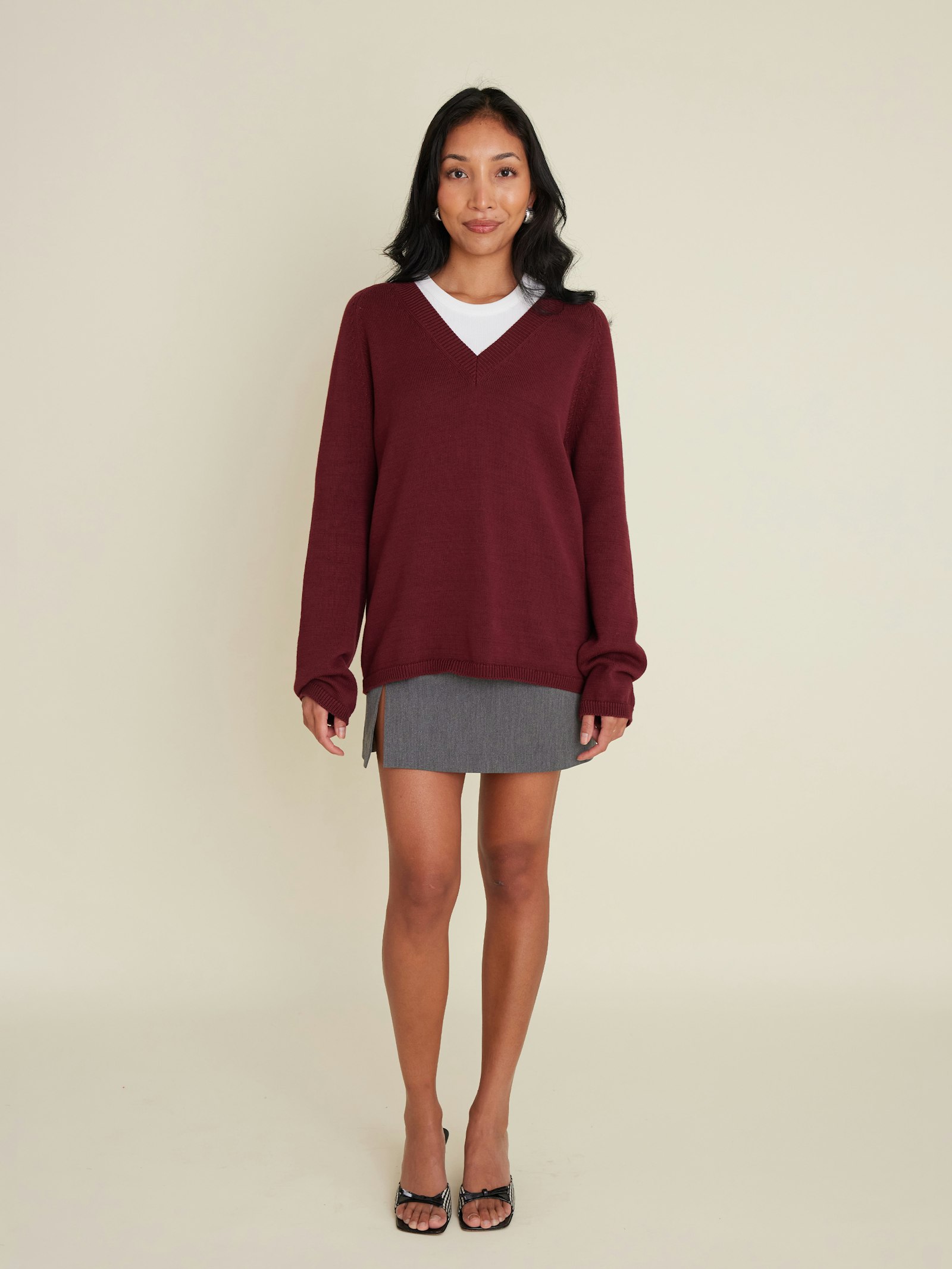 V-neck Sweater Burgundy