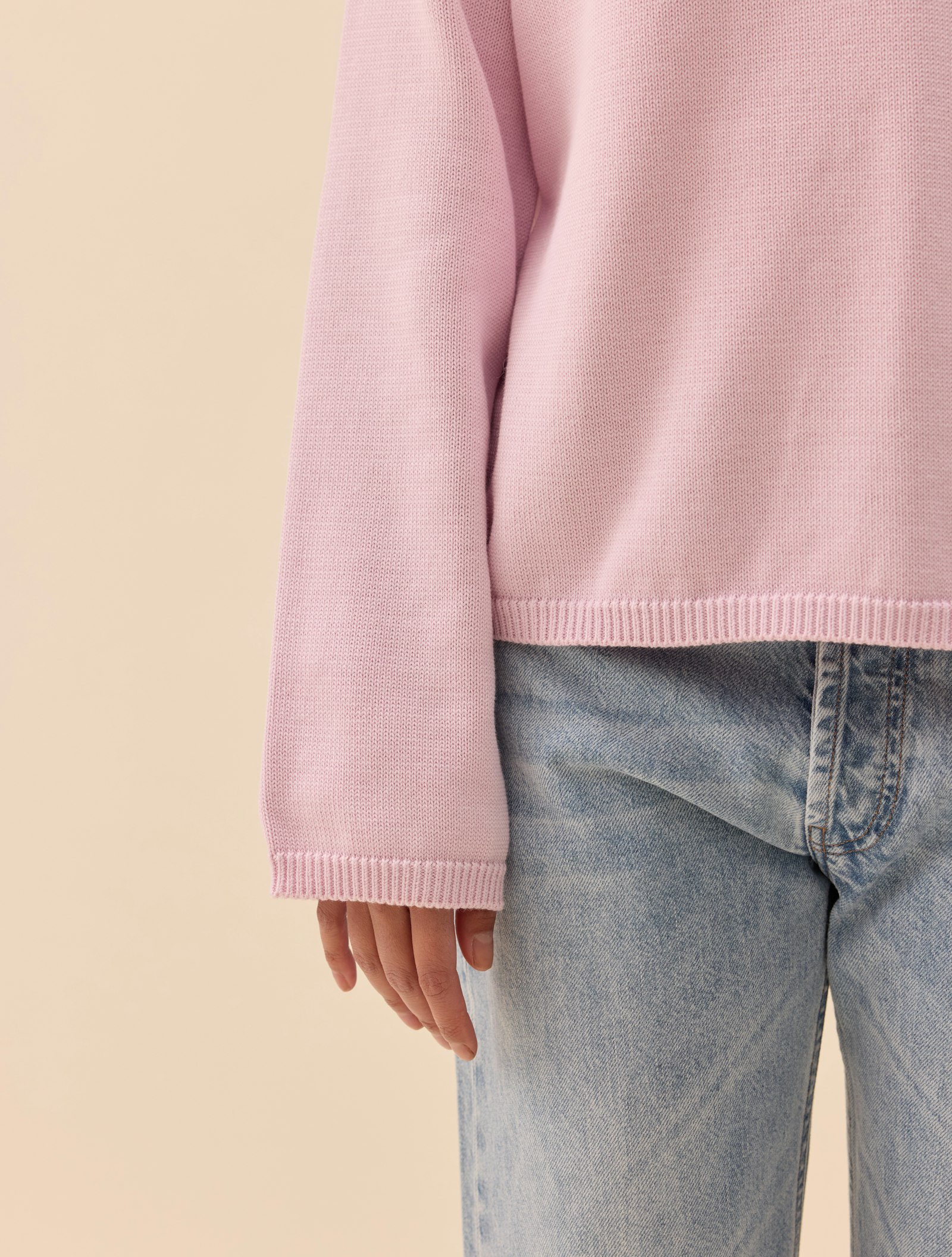 V-neck Sweater Lilac