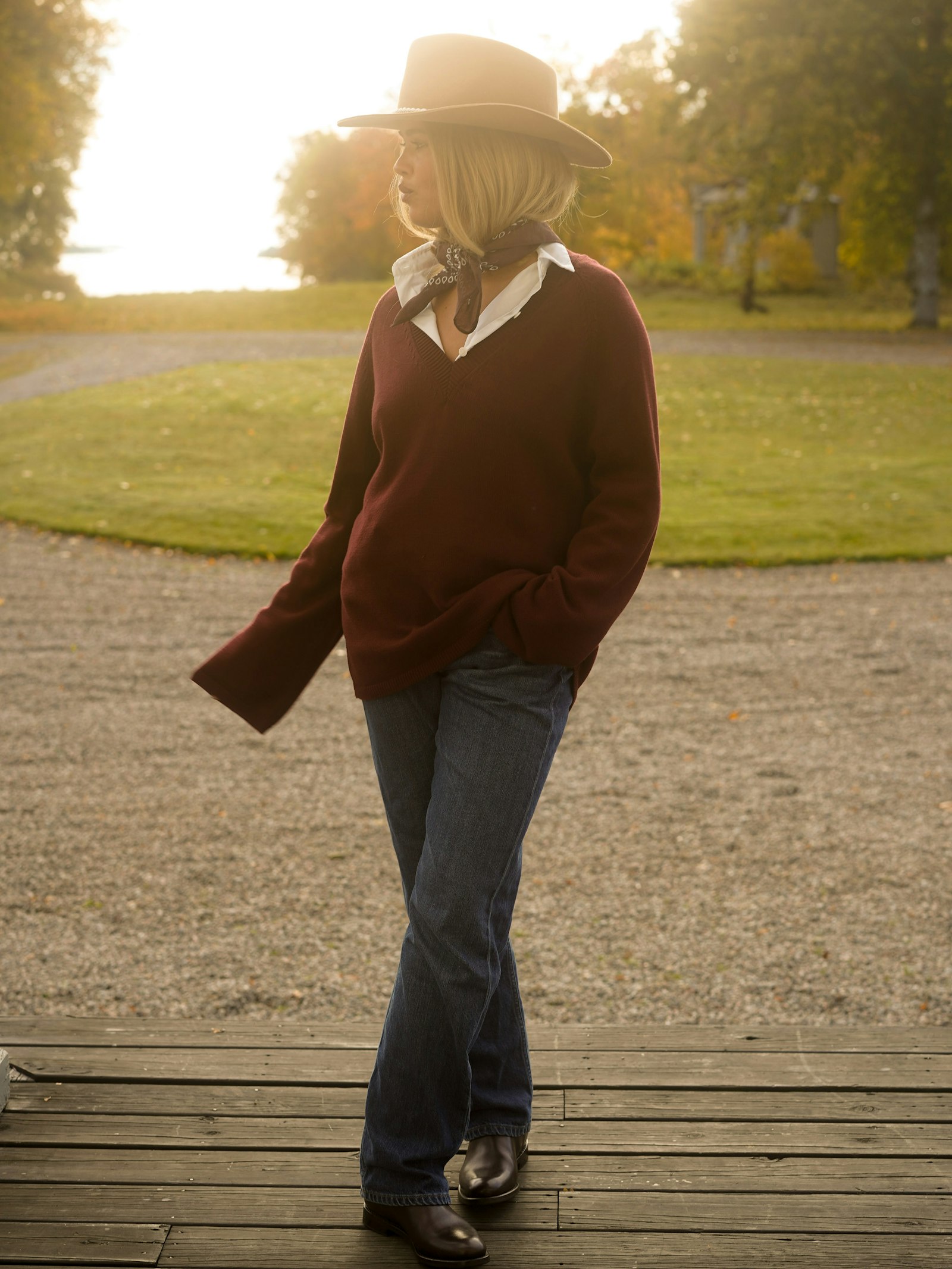 V-neck Sweater Burgundy