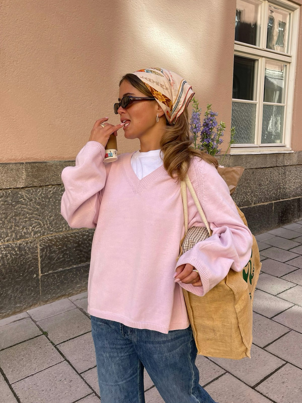 V-neck Sweater Lilac