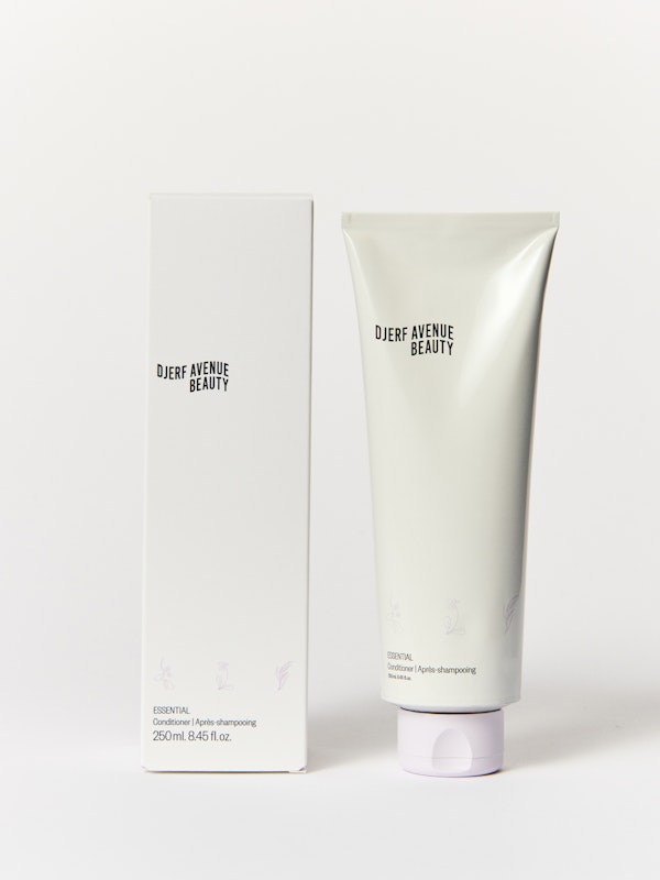 Essential Moisture Conditioner