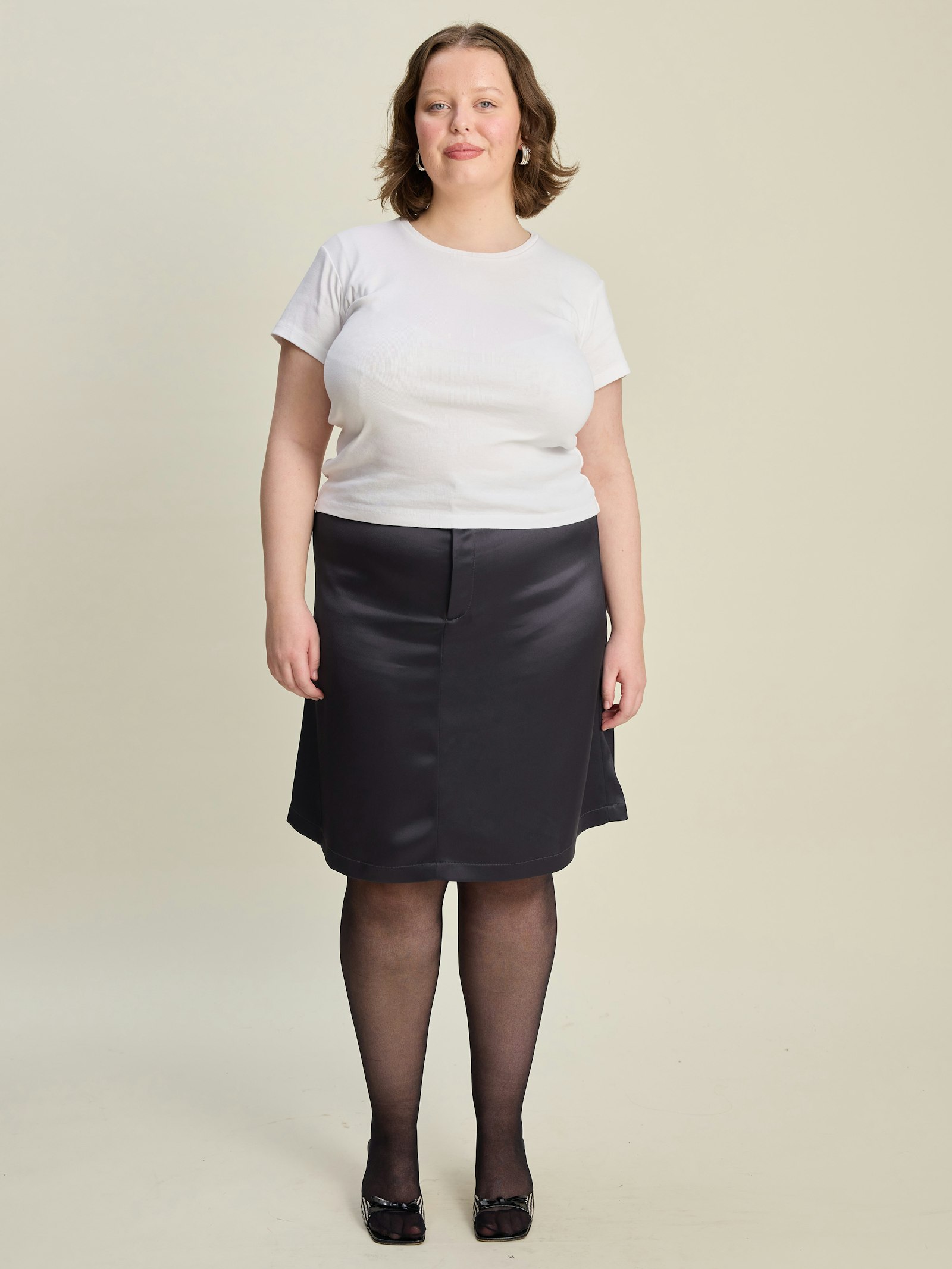 Satin A-lined Skirt Anthracite