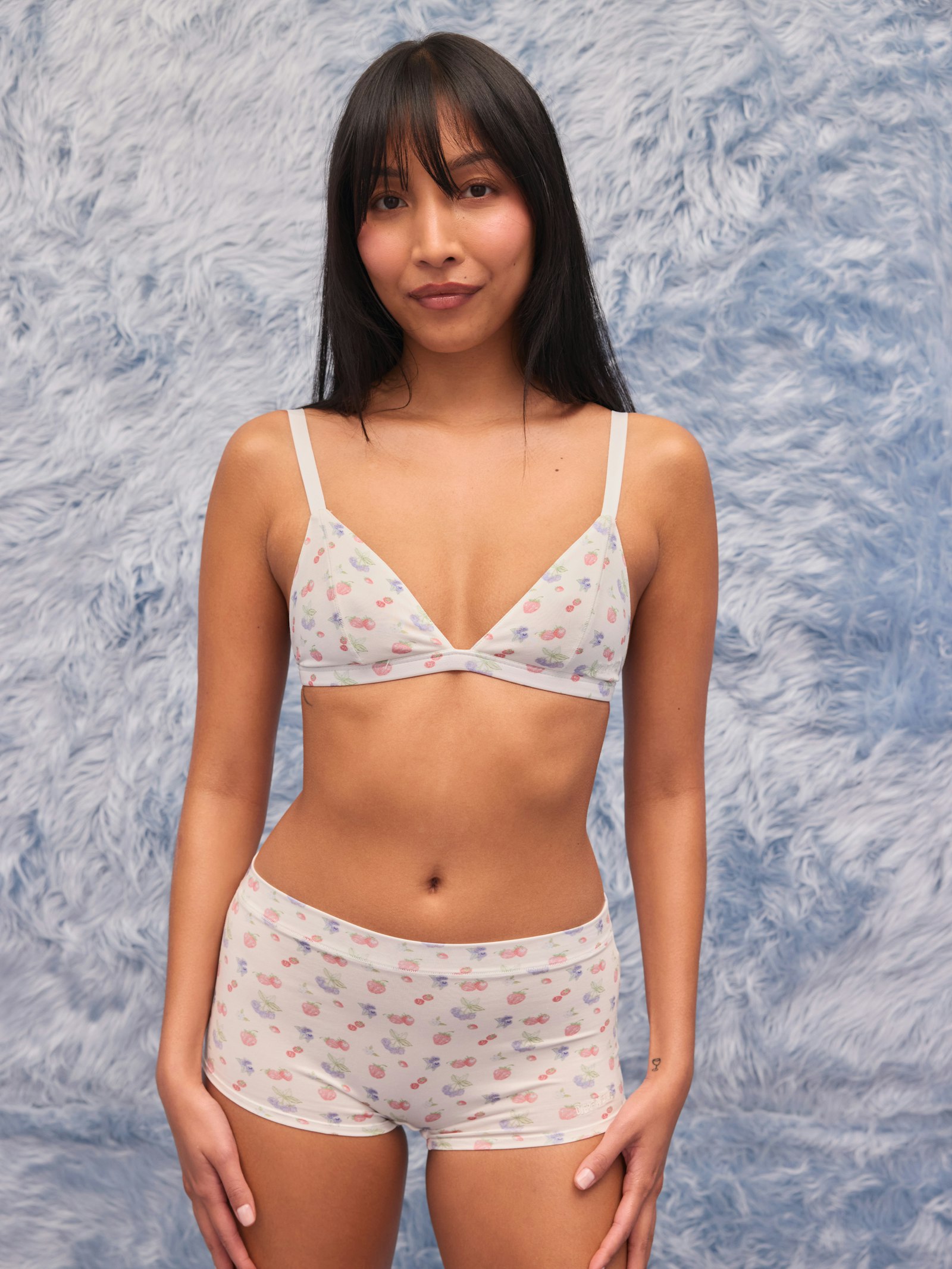 Go Close Triangle Bralette Summer Berries