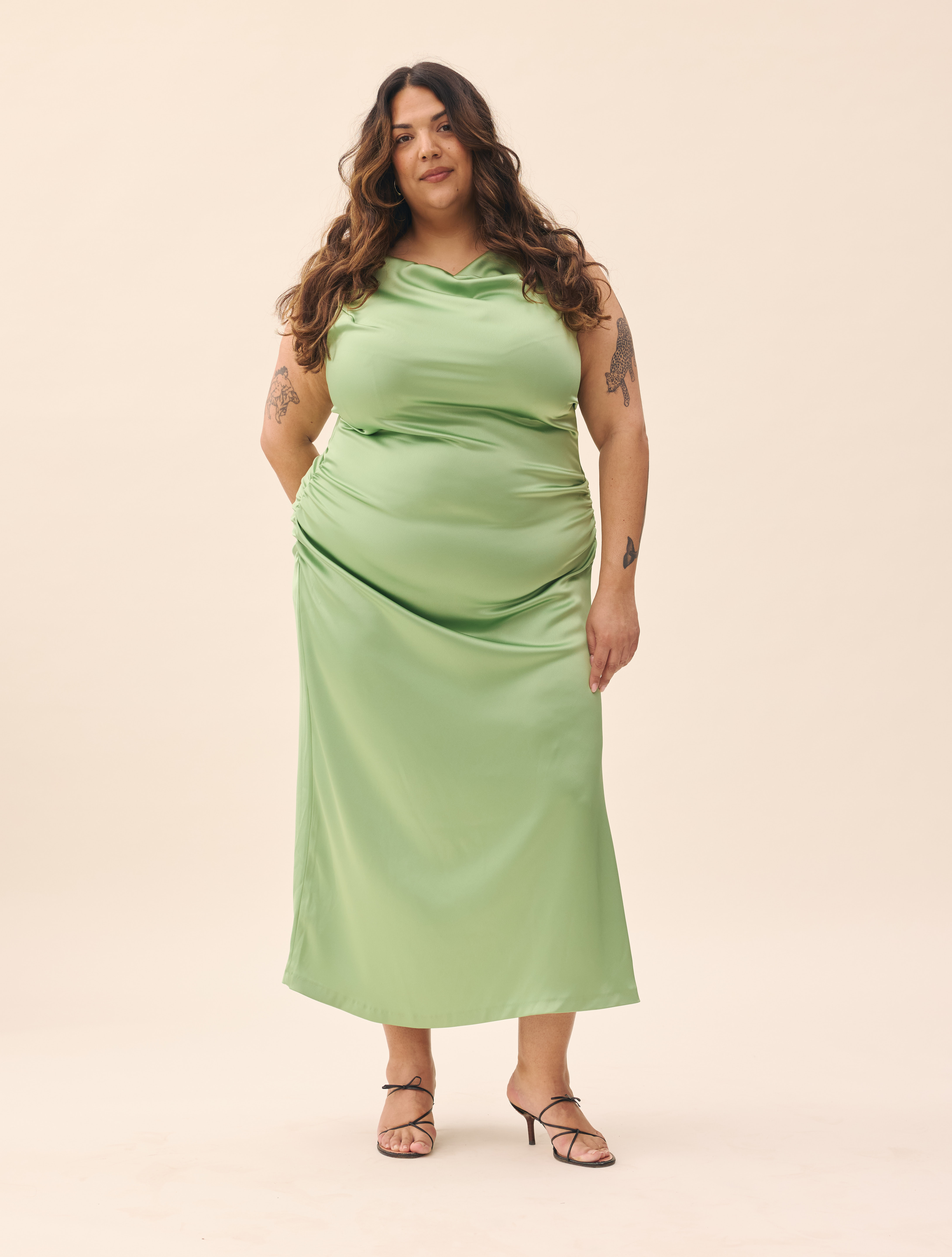 Occasion Satin Dress Pistachio - Pistachio | Djerf Avenue