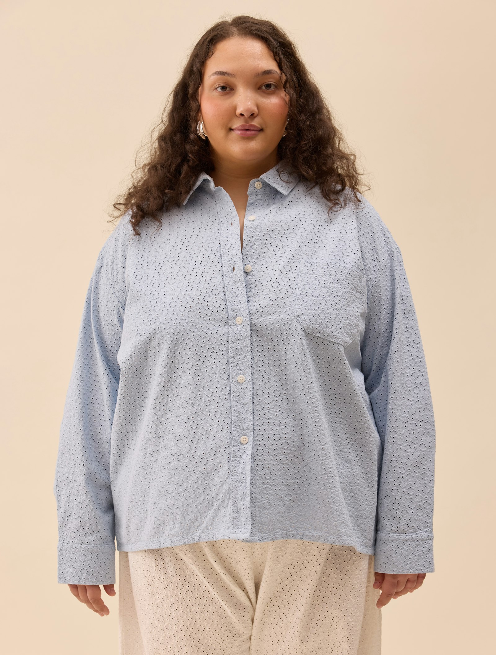 Broderie Shirt Airy Blue