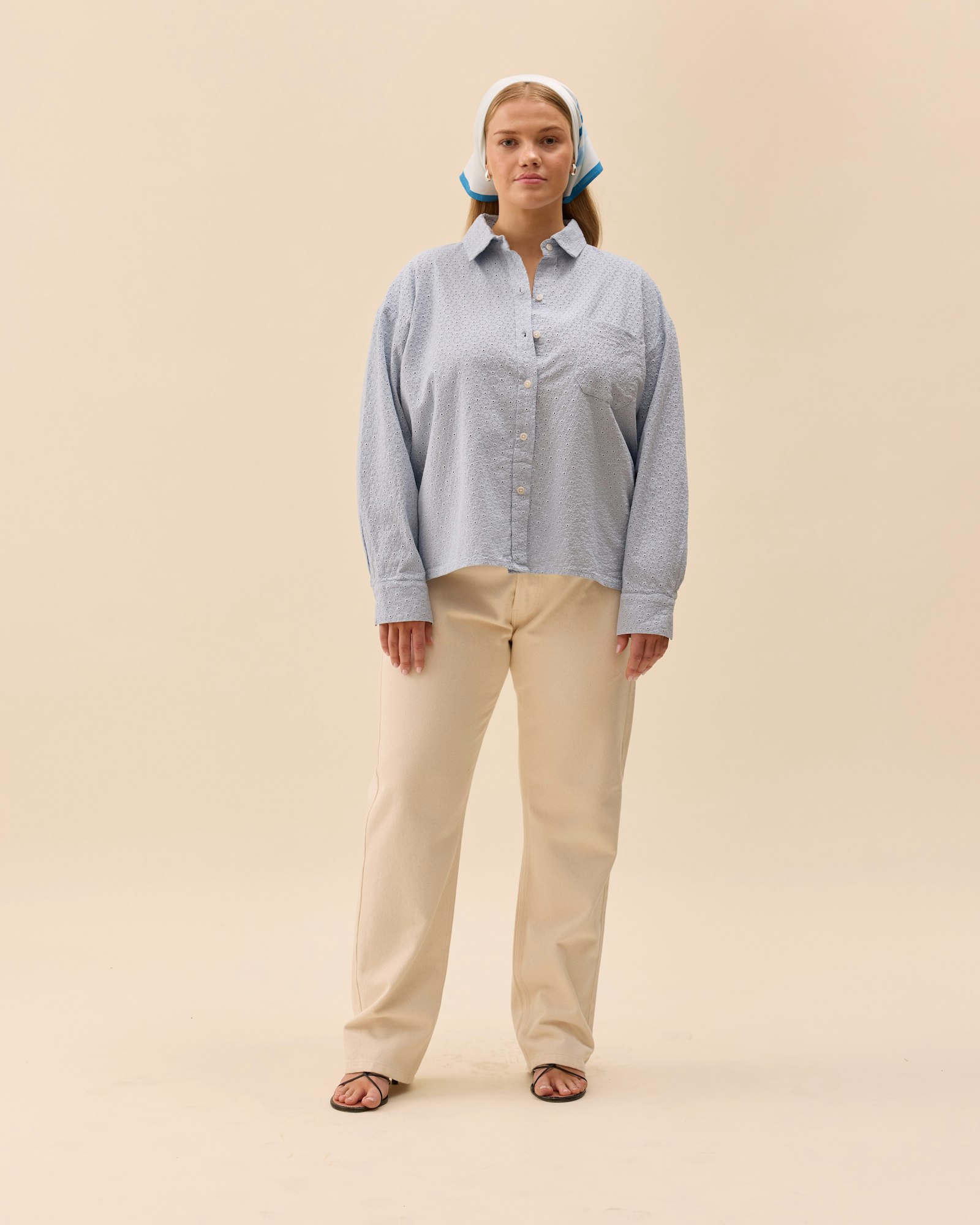 Broderie Shirt Airy Blue