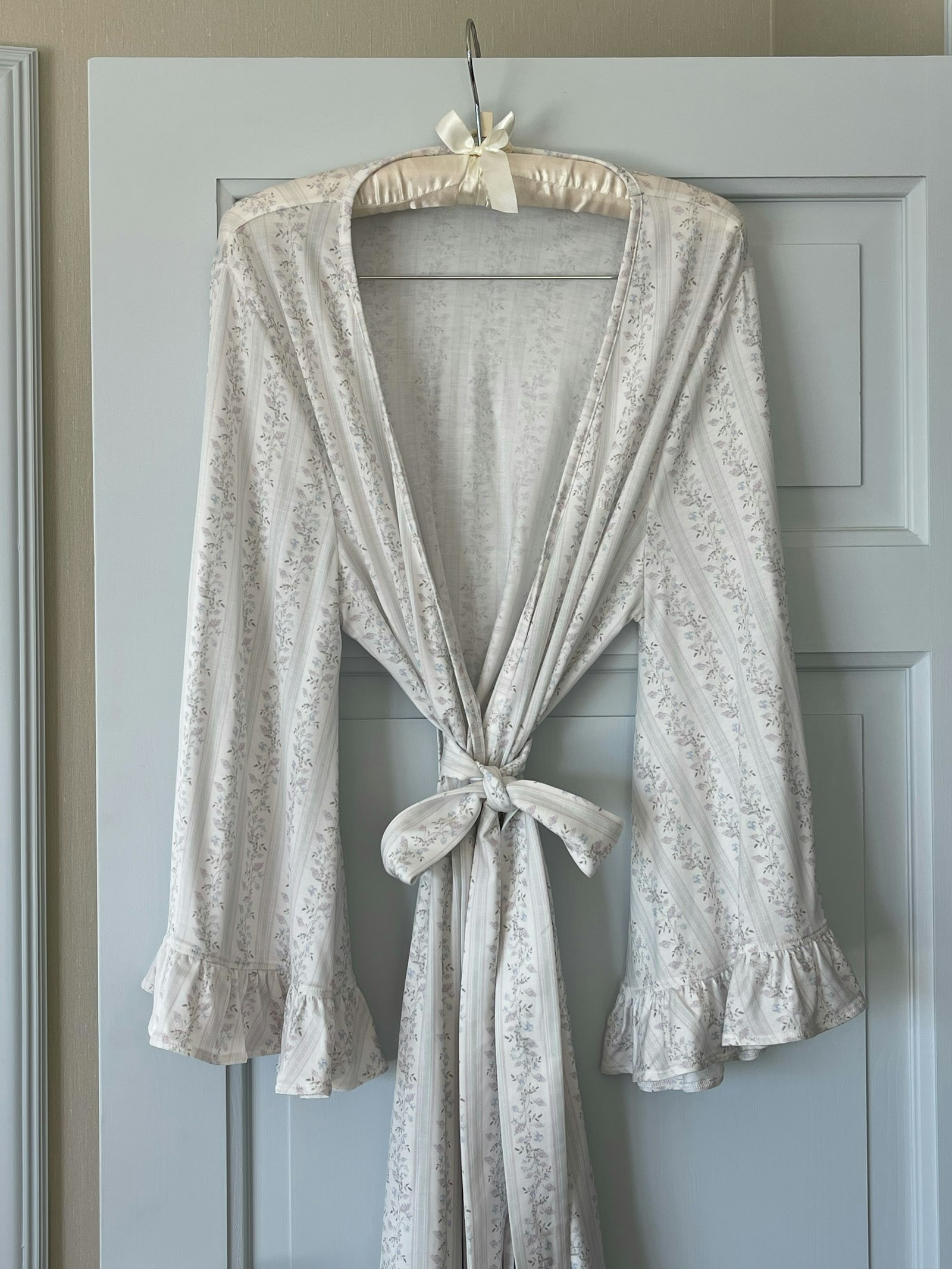 Go Slow Short Robe Lilac Dreams