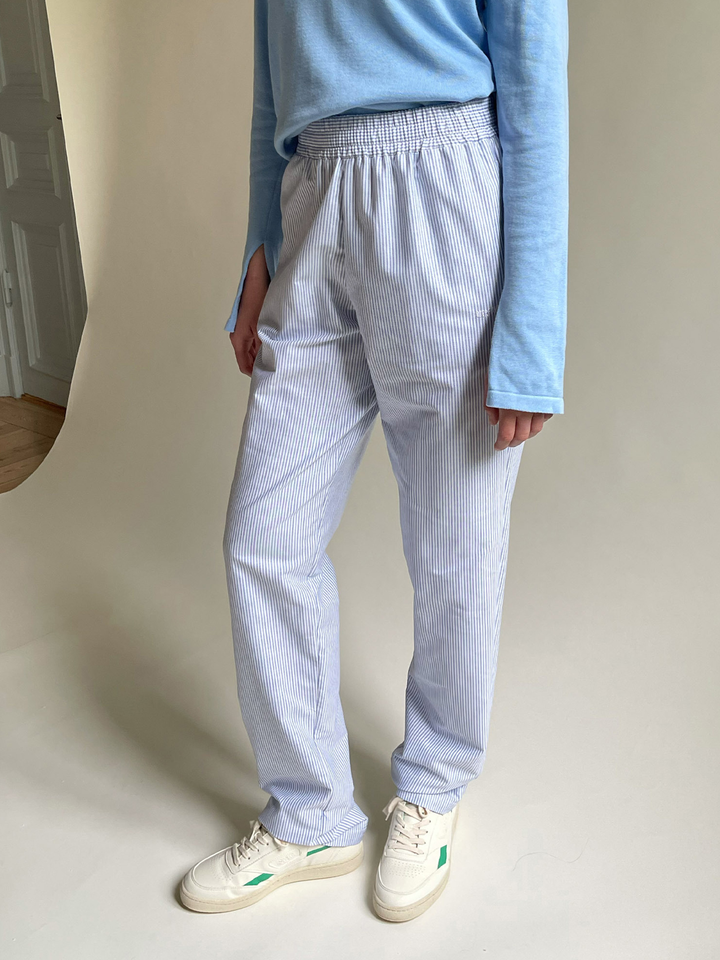 Blue pants with white stripe hotsell