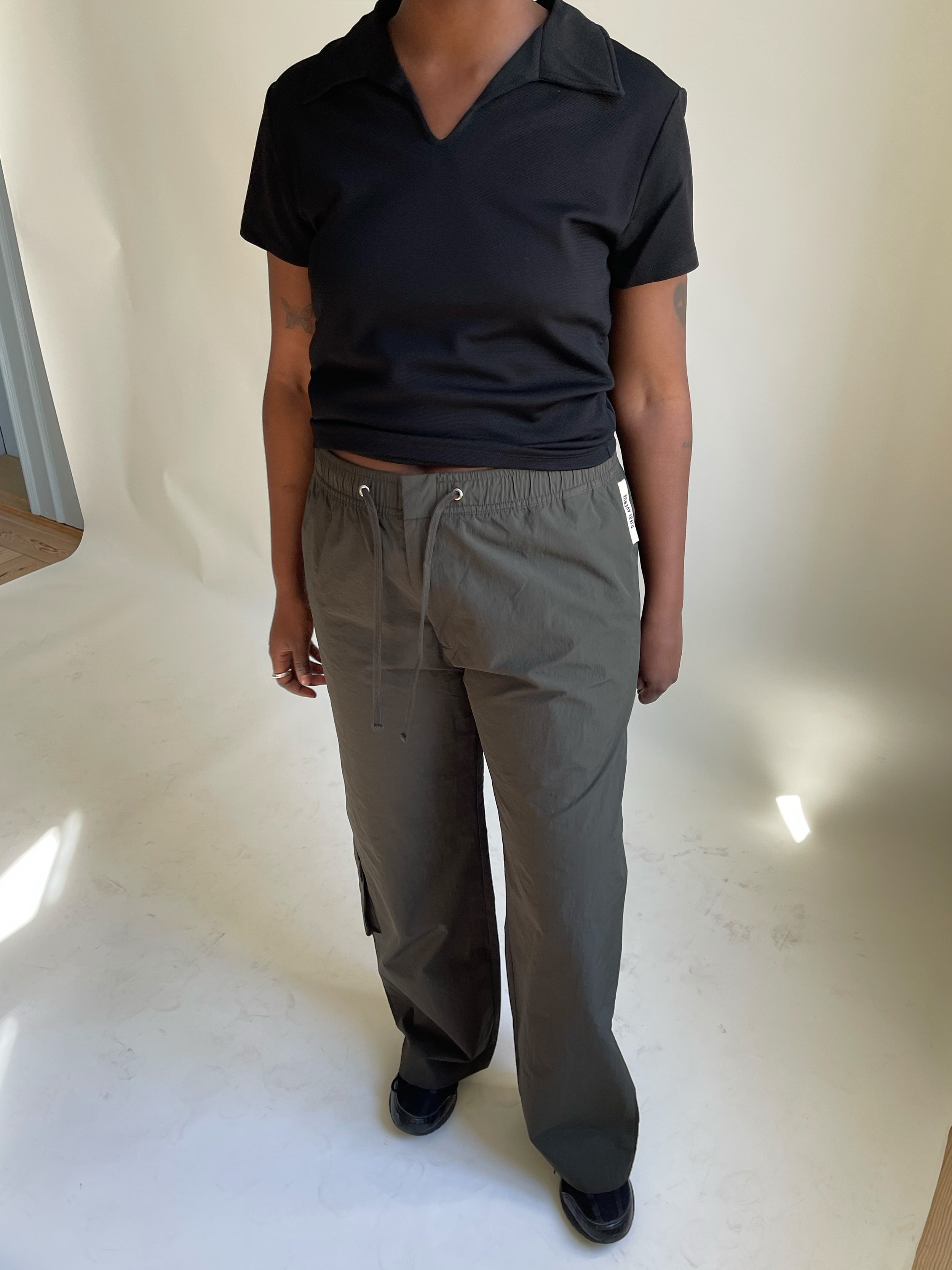 Djerf Avenue Sportyパンツ Sporty Pants Sand - Sand | Djerf Avenue