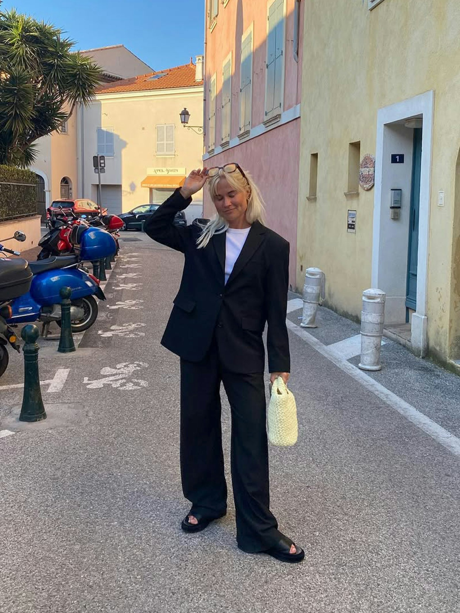 Forever Blazer Black