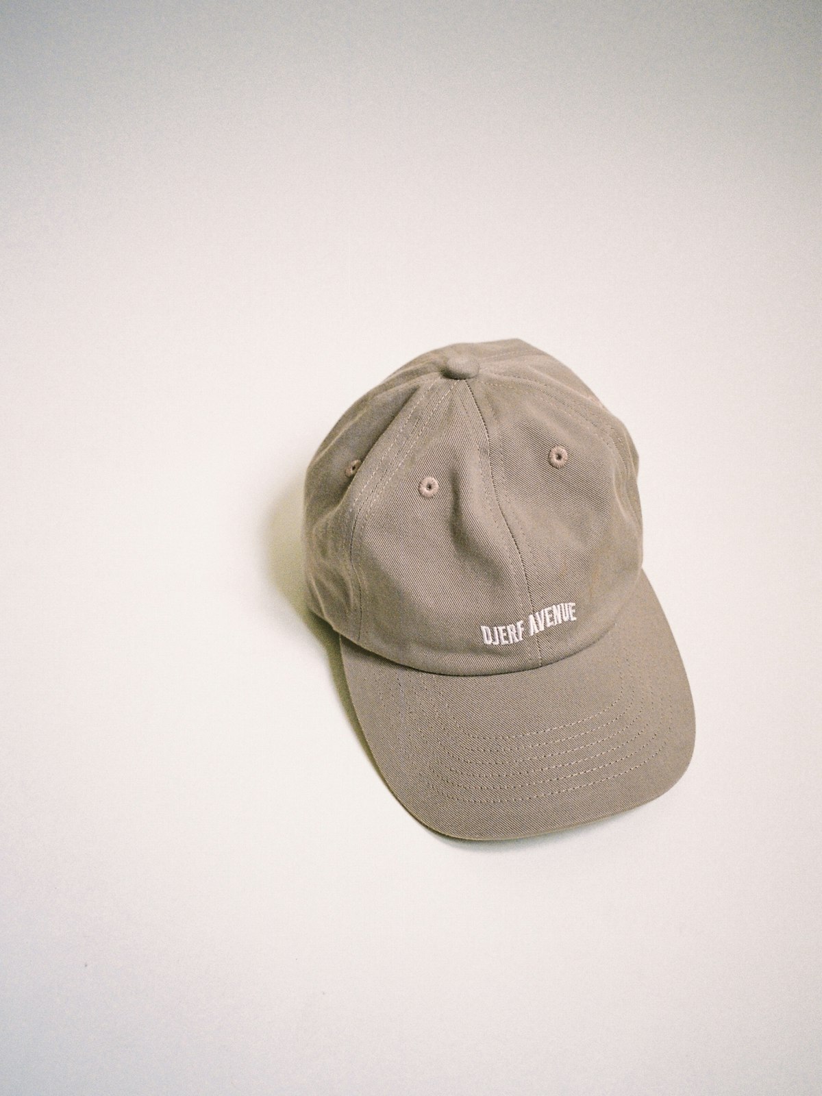 Djerf Avenue Cap Oat